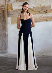 Women's Maxi Wedding Guest Dress with Sweetheart Neckline and Colourblock