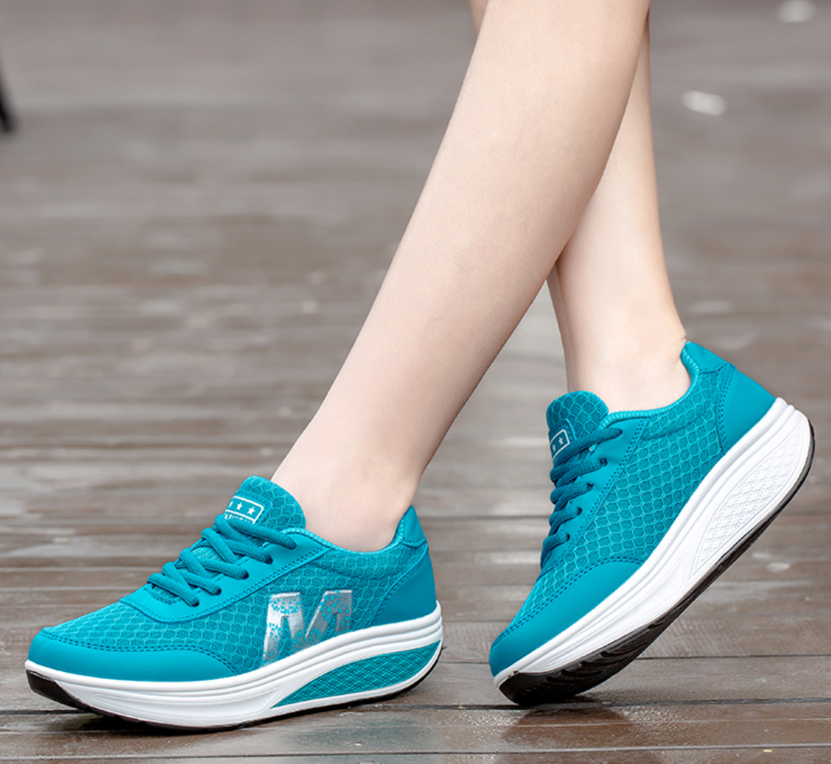 Women's Trainers with Lace Up and Platform Sole