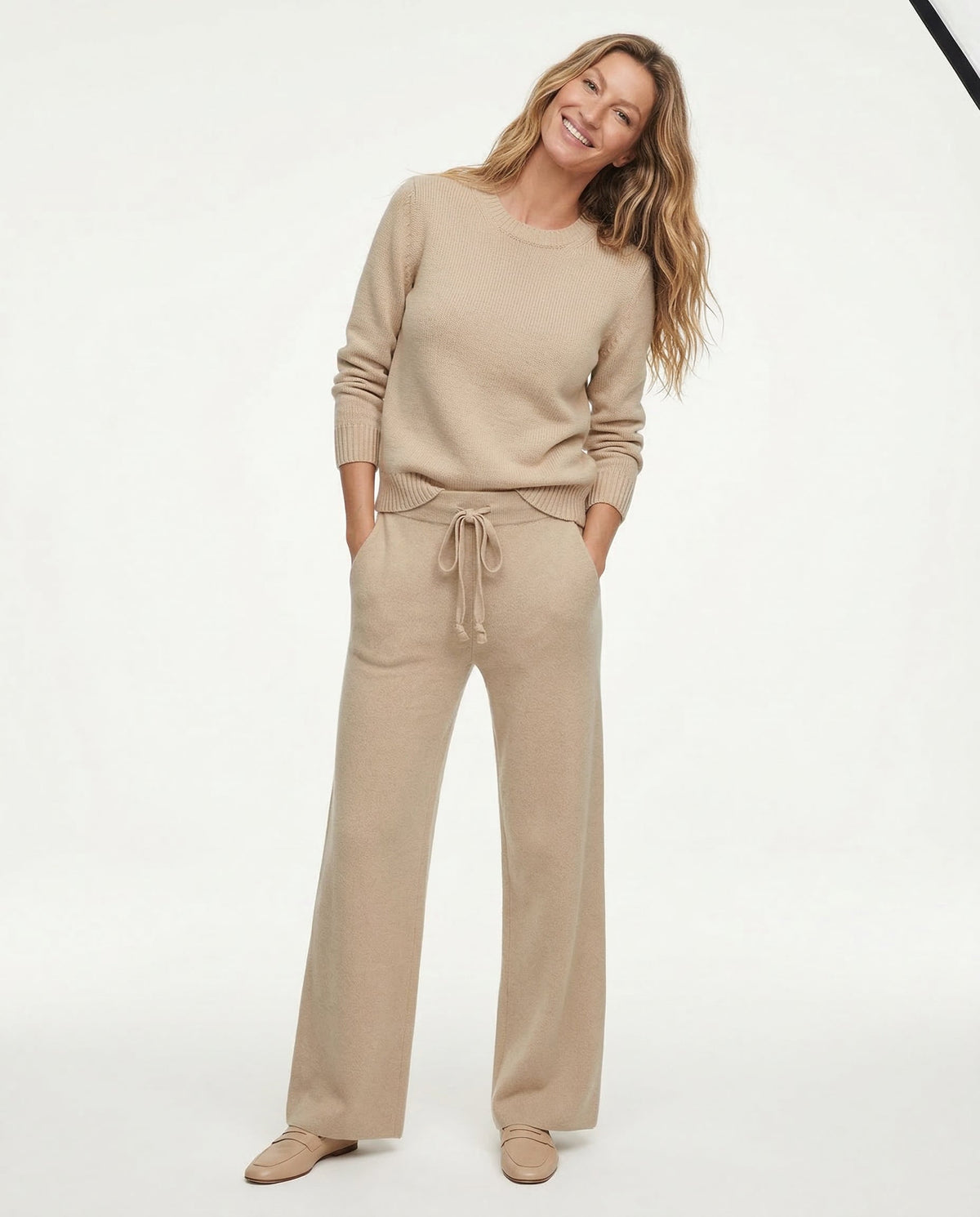 Women's Wide Leg Trousers with Drawstring Waist and Side Pockets