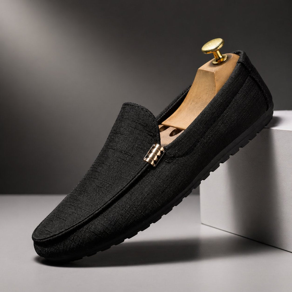 Men's Canvas Slip-On Loafers with Everyday Style Front