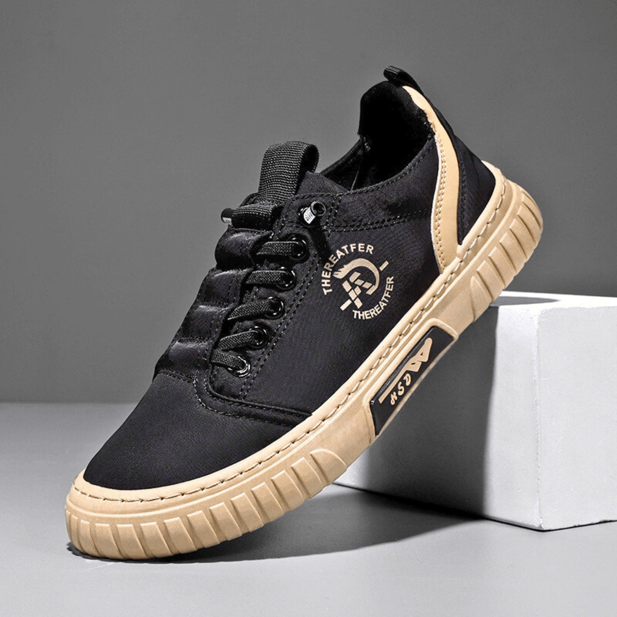 Men's Classic Everyday Sneakers with Waffle Sole Side