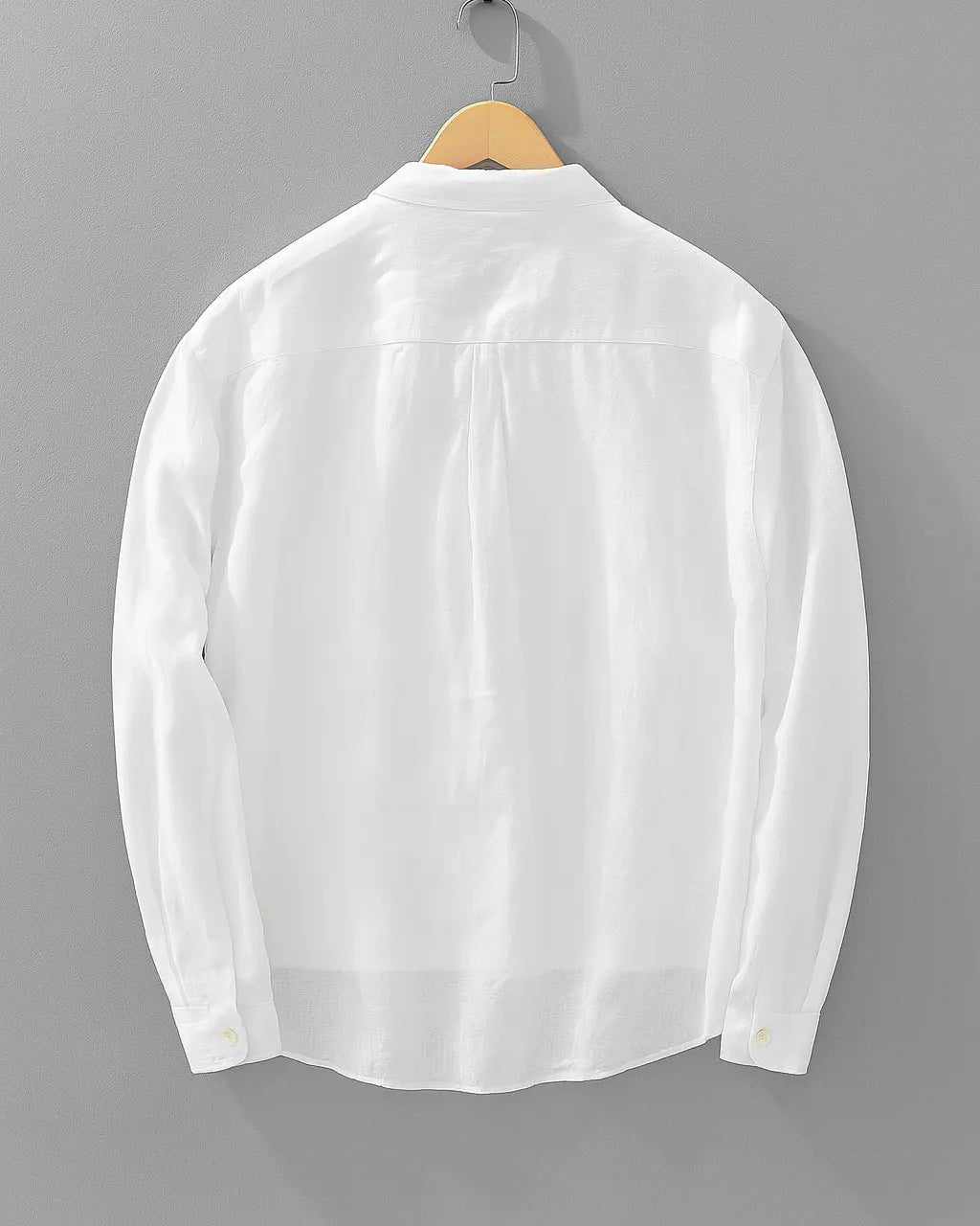 Men's Cotton-Linen Popover Shirt with Relaxed Fit Detail