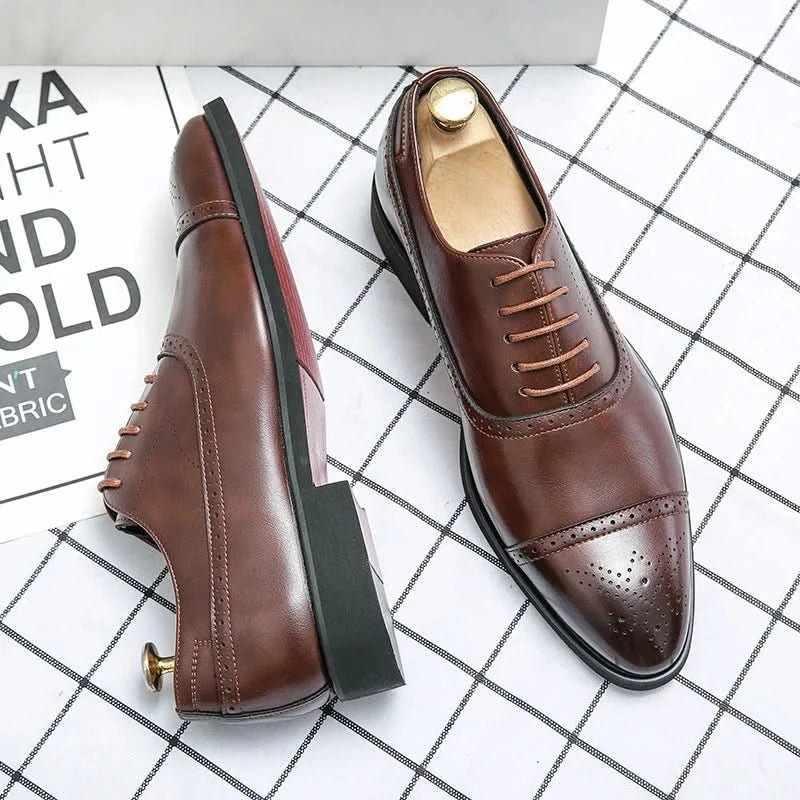 Men's Leather Oxford Brogue Shoes with Cap Toe Detail