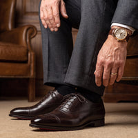 Men's Leather Oxford Brogue Shoes with Cap Toe Front