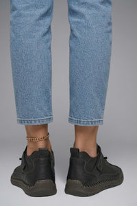 Men's Leather Trainers with Elastic Side Panels Back