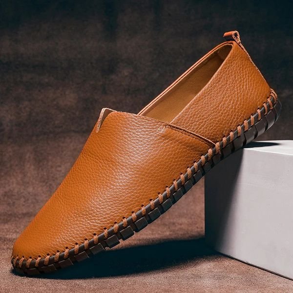Men's Pebbled-Grain Leather Loafers with Whipstitch Detail Front