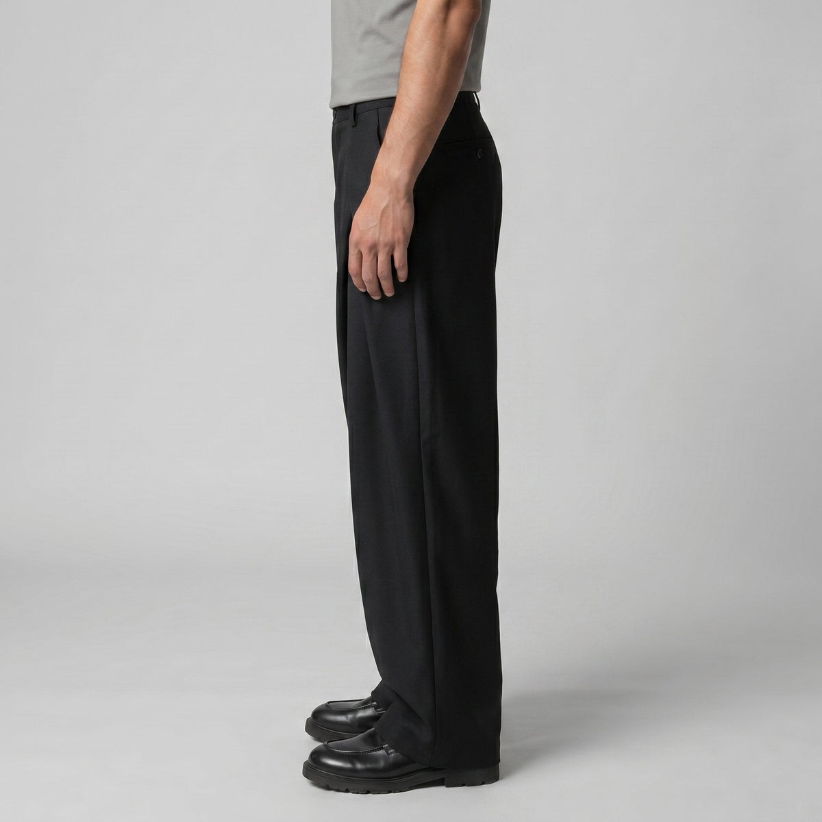 Men's Pleated Wide-Leg Tailored Trousers with Draped Fit Alternate