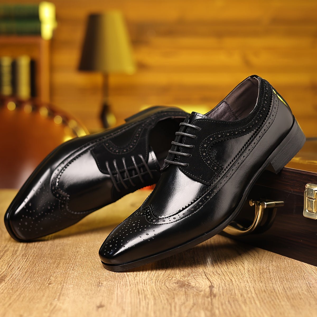 Men's Wingtip Brogue Oxfords Dress Shoes | Smart Formal Style Detail