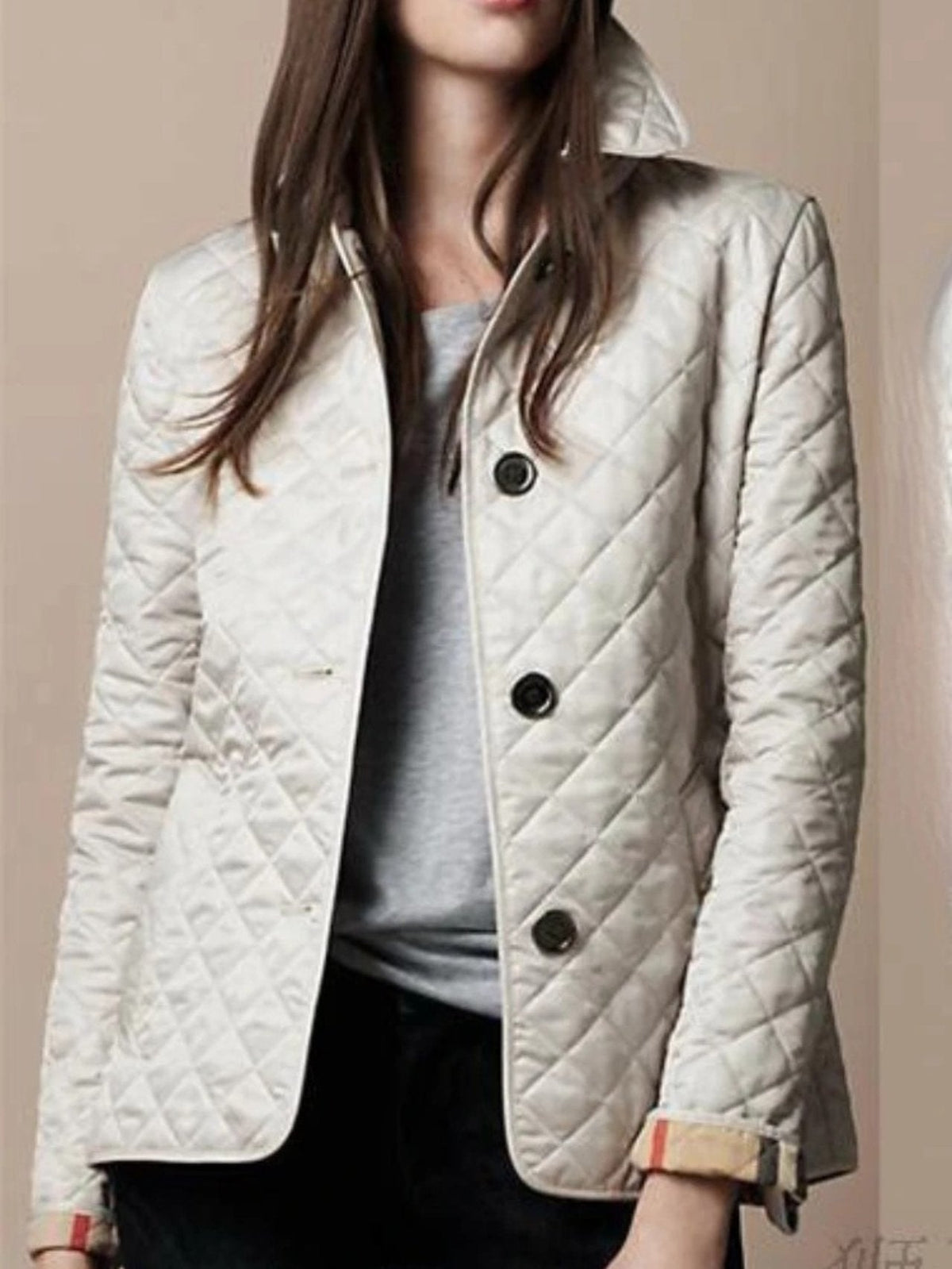 Women's Casual Quilted Jacket with Turned-Down Collar Detail