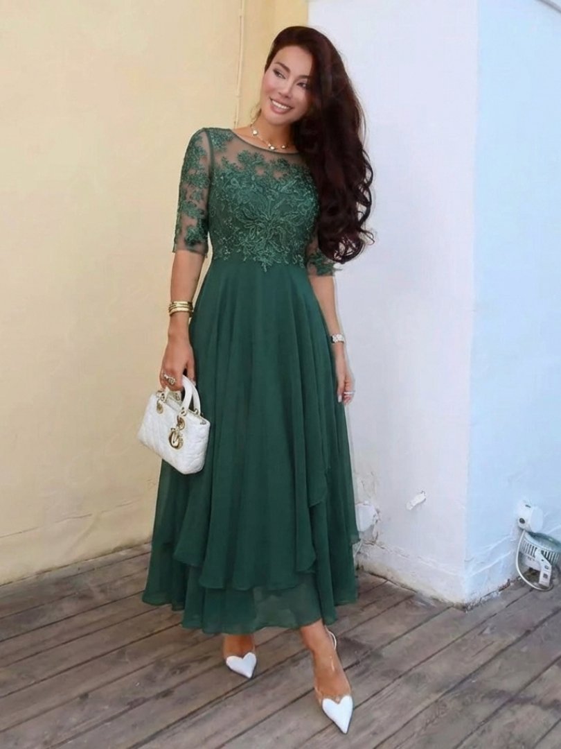 Women's Floral Bodice Midi Dress | Three Quarter Sleeve Occasion Wear Close Up