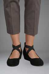 Women's Orthopaedic Flat Shoes with Slip-On Elastic Straps
