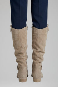 Women's Orthopaedic Knee-High Boots with Side Zip Close Up