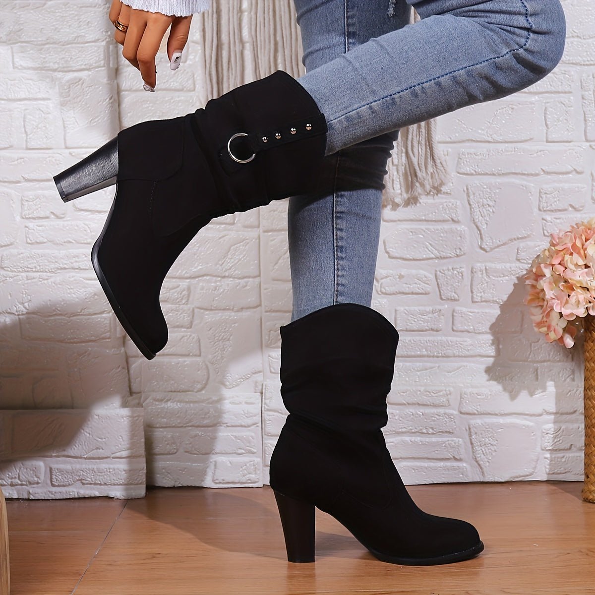 Women's Slouchy Heeled Boots with Block Heel Detail