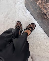 Women's Flat Shoes with Buckle Strap and Round Toe