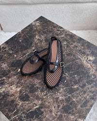 Women's Flat Shoes with Buckle Strap and Round Toe